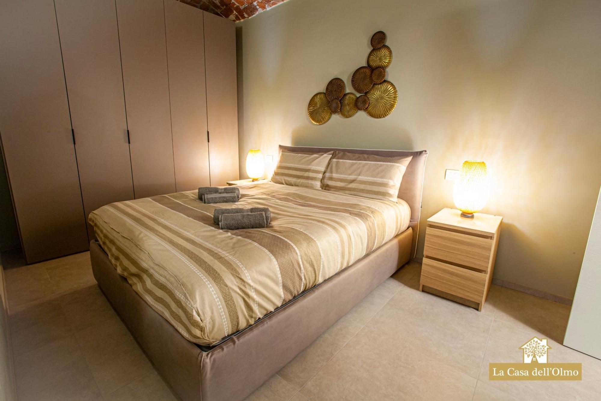 La Casa Dell'Olmo - Suite Apartment Cuneo Eksteriør billede